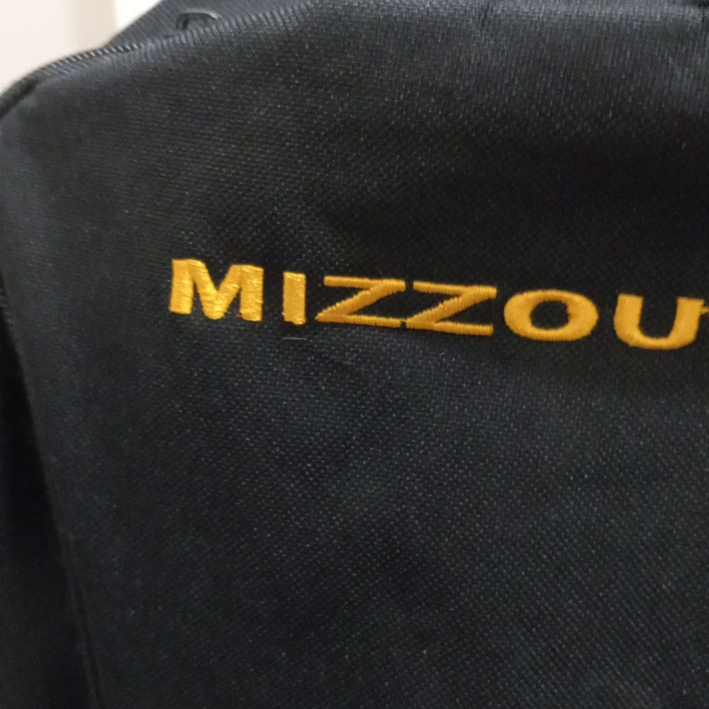 Mizzou Backpack, 4 Zipper Pockets With Mizzou beanie